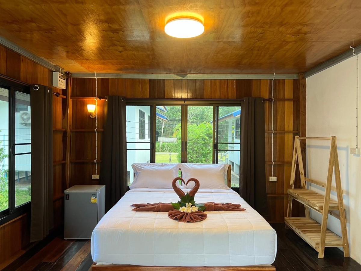 Koh Jum Paradise Resort エクステリア 写真